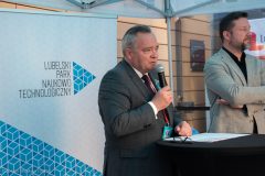 Wicemarszałek Województwa Lubelskiego uroczyście otwierający wydarzenie  Lubelskie Meet&Greet podczas Forum Gospodarczego 2022